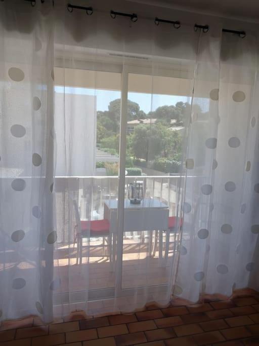 Au Calme A 2Min Mer Parking Balcon Wifi Clim! Six-Fours-les-Plages Bagian luar foto