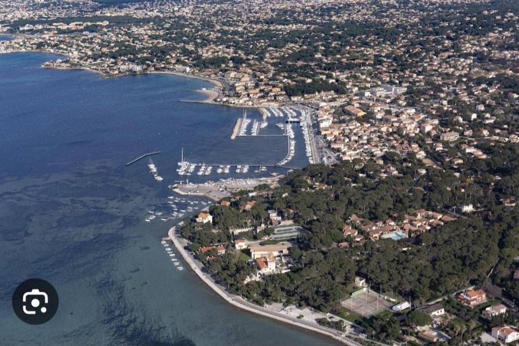 Au Calme A 2Min Mer Parking Balcon Wifi Clim! Six-Fours-les-Plages Bagian luar foto